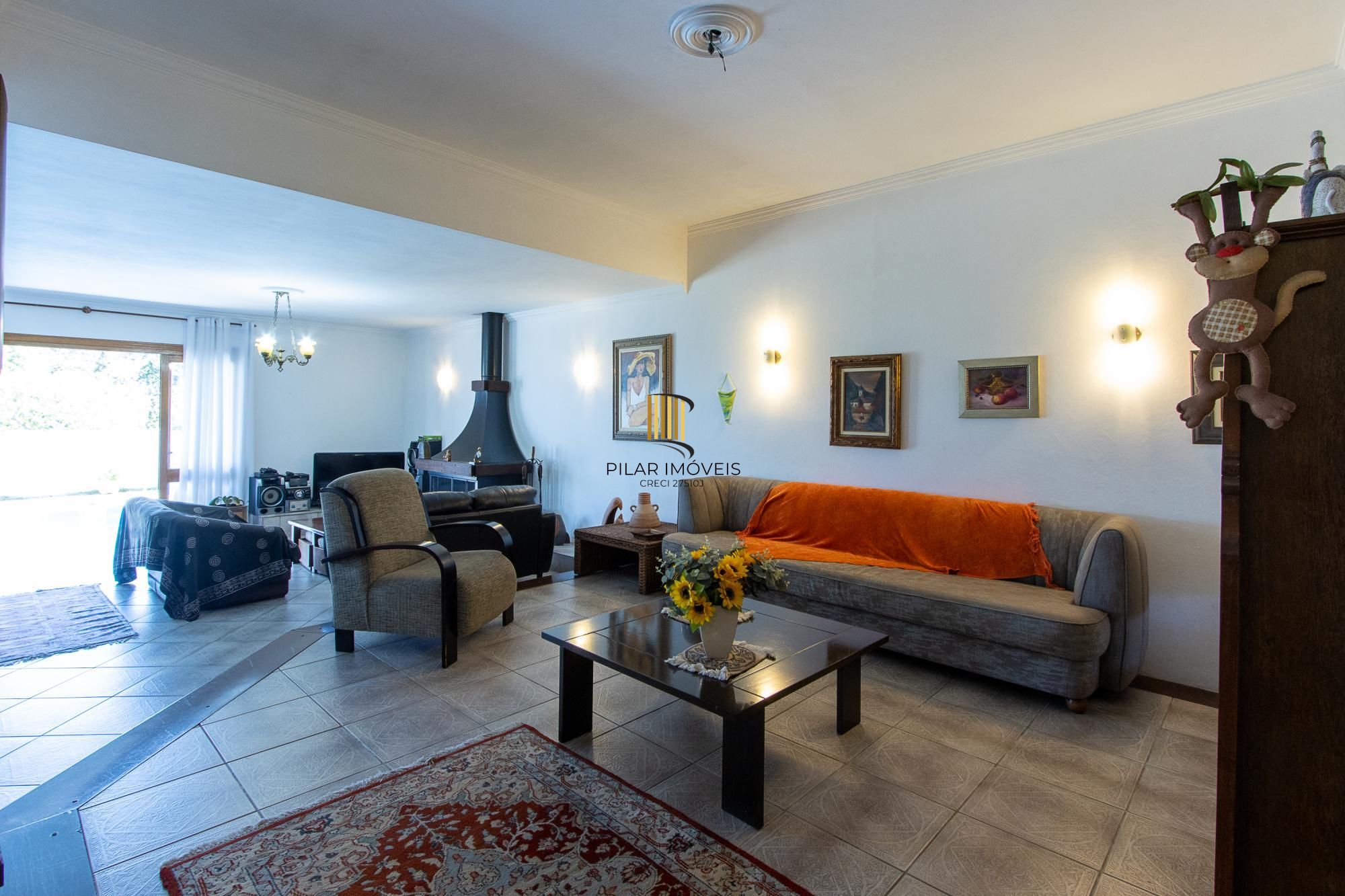 Casa 3 dormitórios no bairro Tristeza