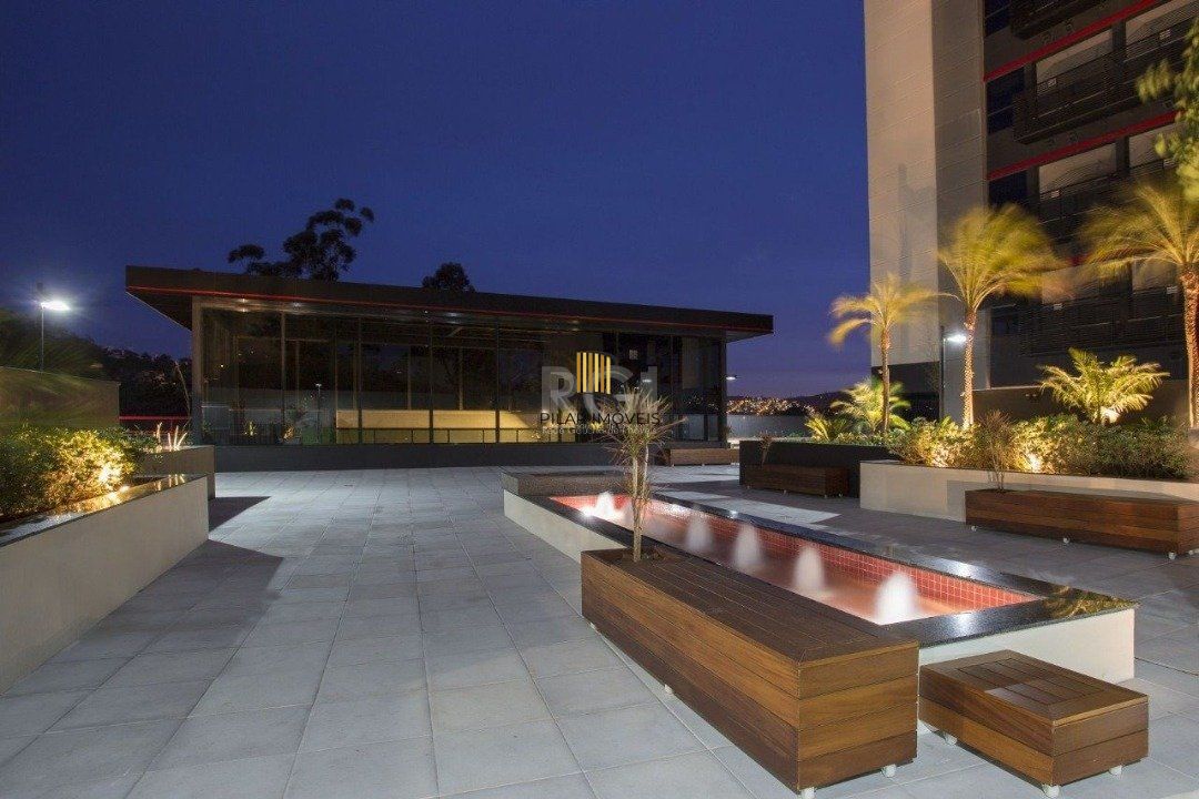 Apartamento para Venda - 68.5m², 2 dormitórios, sendo 1 suites, 2 vagas - Petrópolis