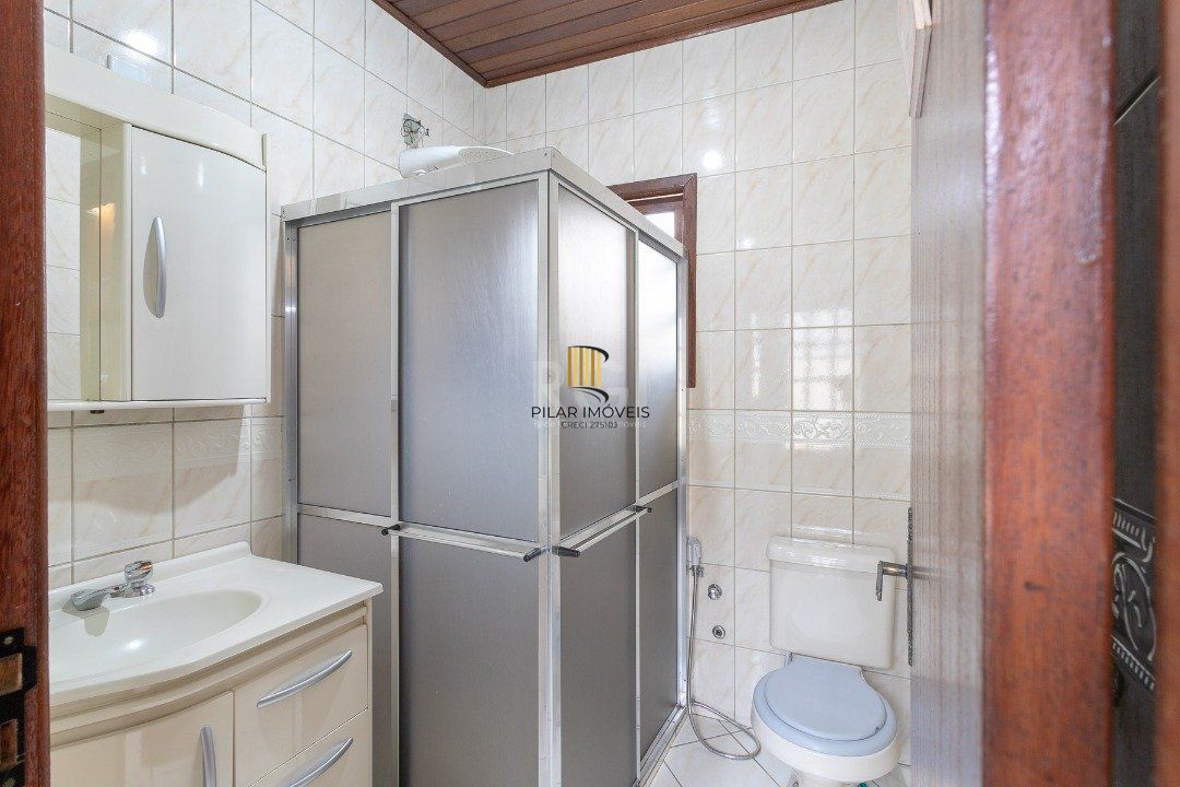 Casa para Venda - 0.01m², 5 dormitórios, 10 vagas - Petrópolis