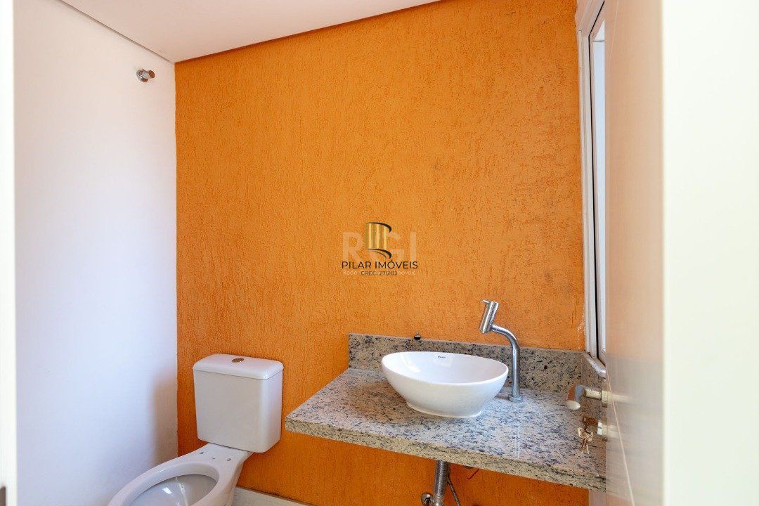 Casa para Venda - 168m², 3 dormitórios, sendo 1 suites, 2 vagas - Imperial Park