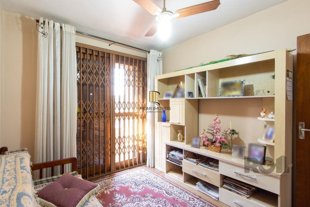 Casa 4 dormitórios no bairro Cristal