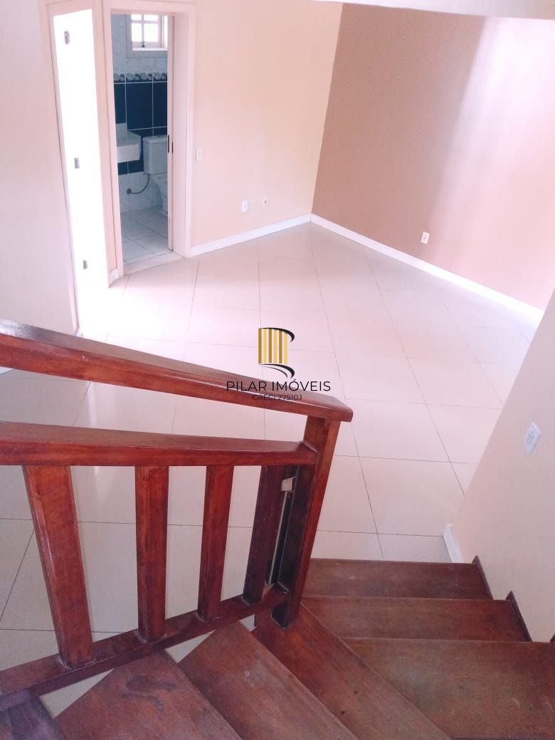 Amplo sobrado com 3 dormitórios