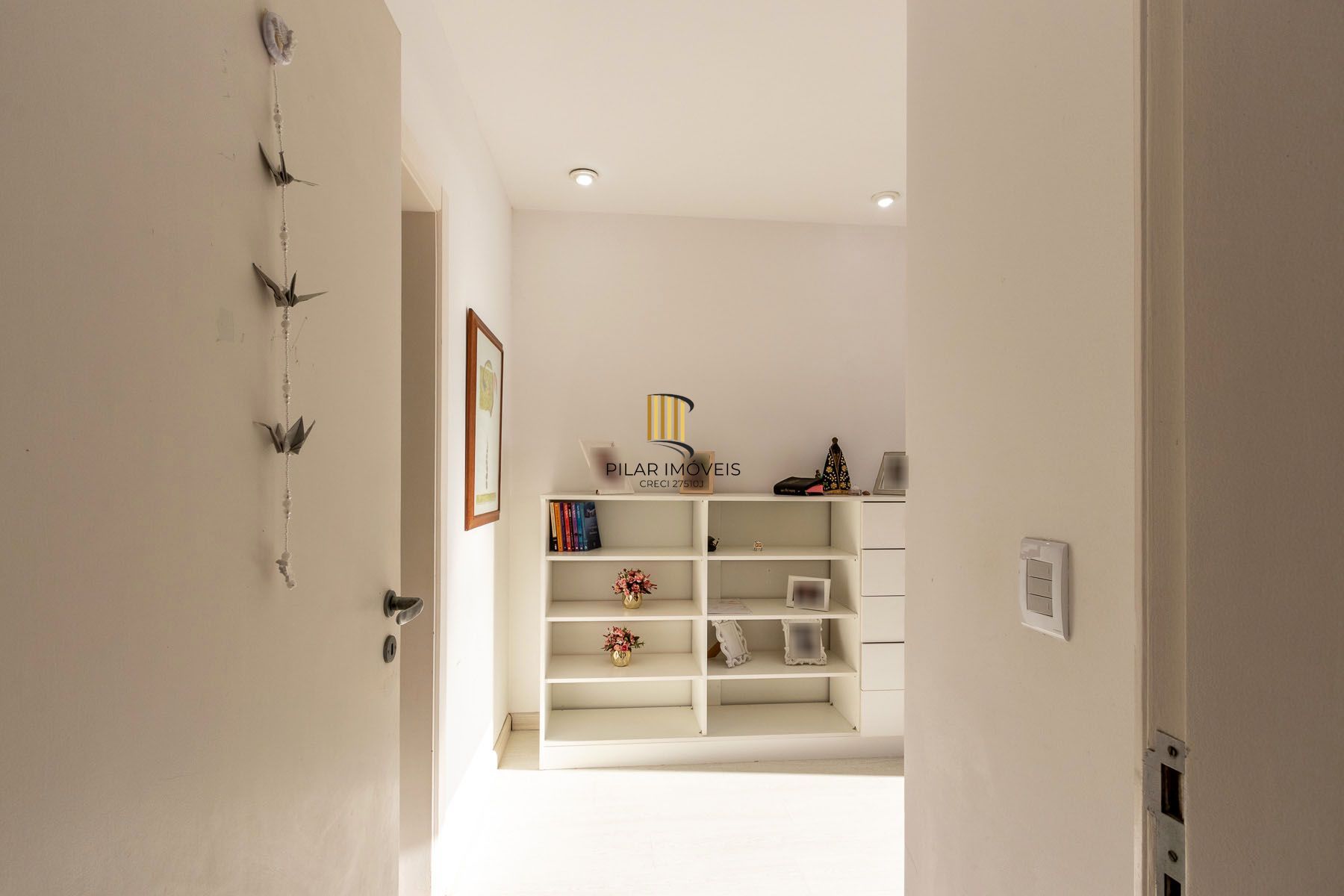 Casa para Venda - 470m², 3 dormitórios, sendo 1 suites, 6 vagas - Nonoai