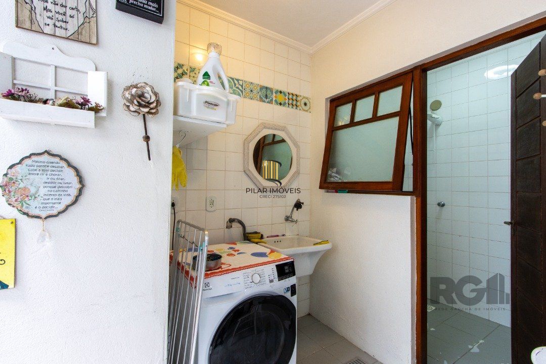 Casa de Condomínio 3 dormitórios no bairro Jardim Isabel