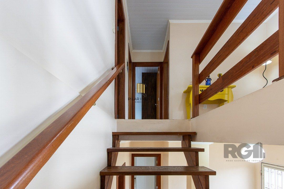 Casa 3 dormitórios no bairro Tristeza