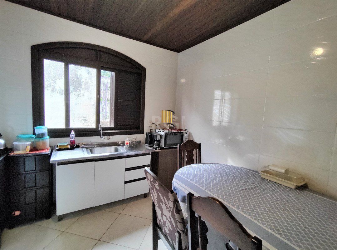 Casa para Venda - 90.36m², 2 dormitórios, 6 vagas - Passo das Pedras