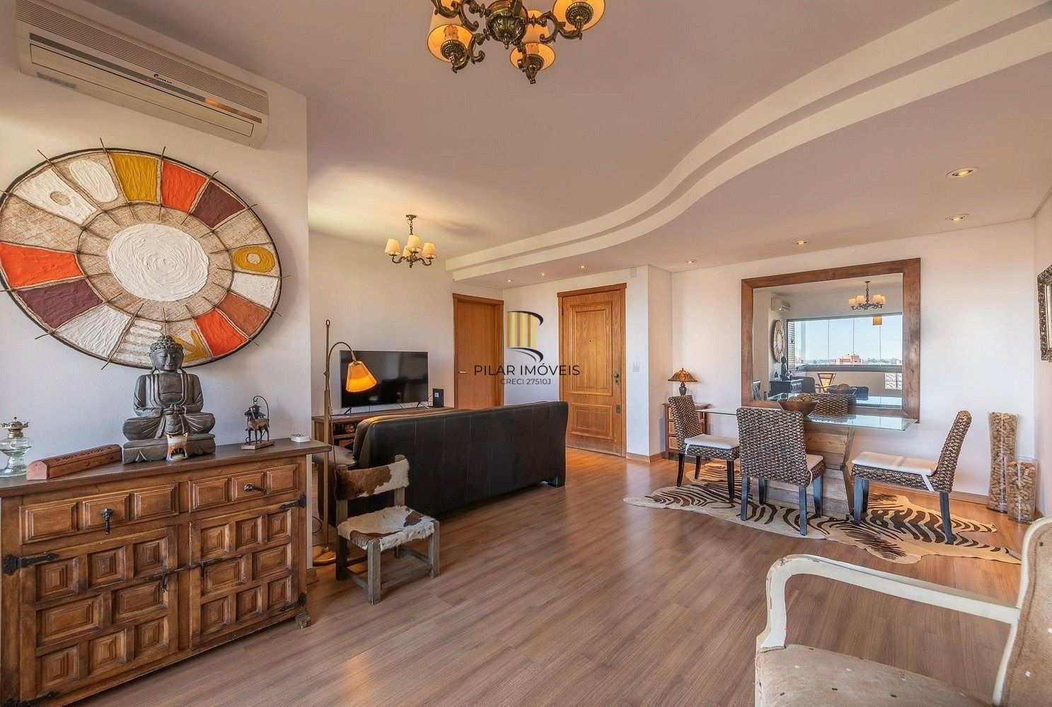 Apartamento de 2 dormitórios sendo 1 suíte e 1 vaga