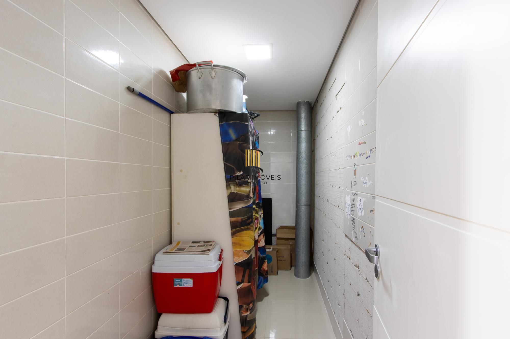Casa em Condomínio à Venda | 282m² | 3 Suítes | 2 Vagas | Bairro Nonoai - Porto Alegre