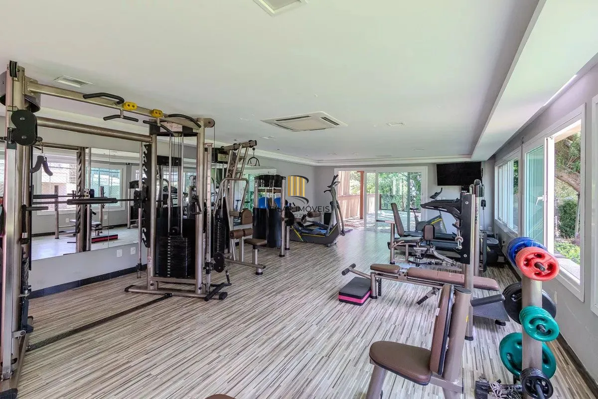 Apartamento com 3 dormitórios, 2 vagas e 231.61m² - Bairro Menino Deus