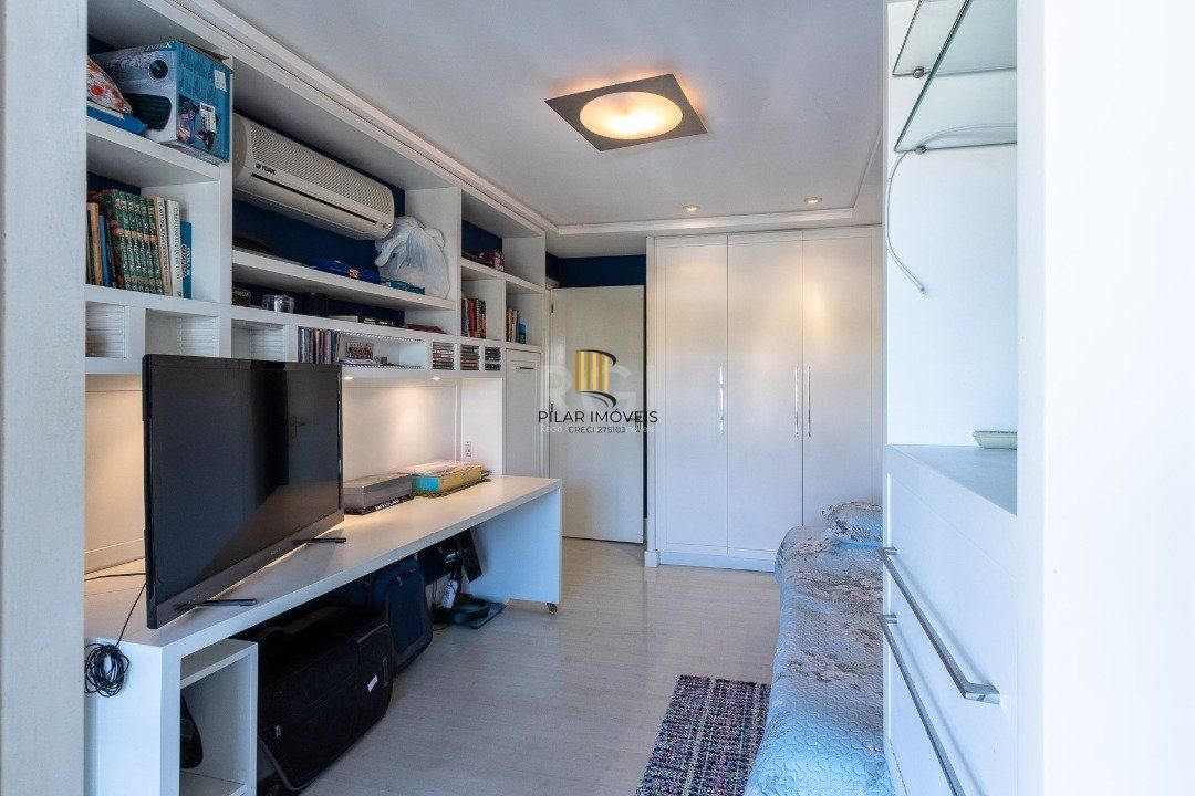 Casa para Venda - 256.5m², 3 dormitórios, sendo 1 suites, 2 vagas - Espirito Santo