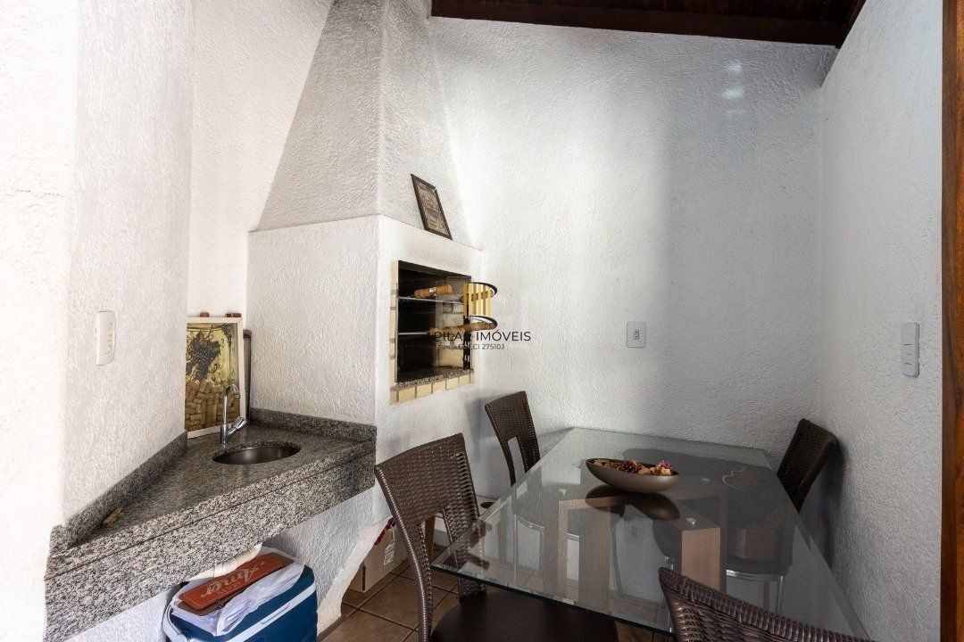 Casa de Condomínio 3 dormitórios no bairro Tristeza