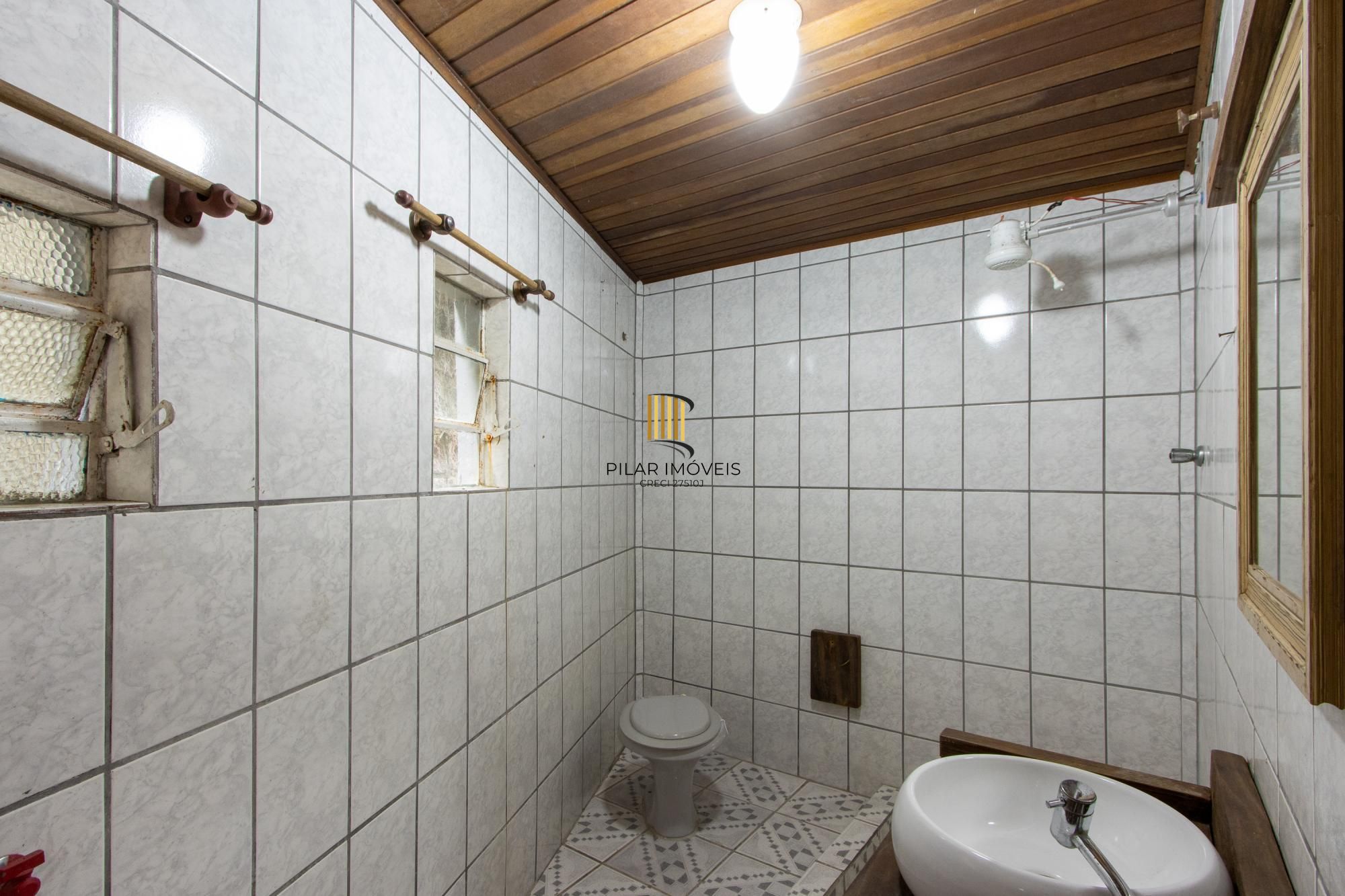 Casa para Venda - 235m², 2 dormitórios, 4 vagas - Cavalhada