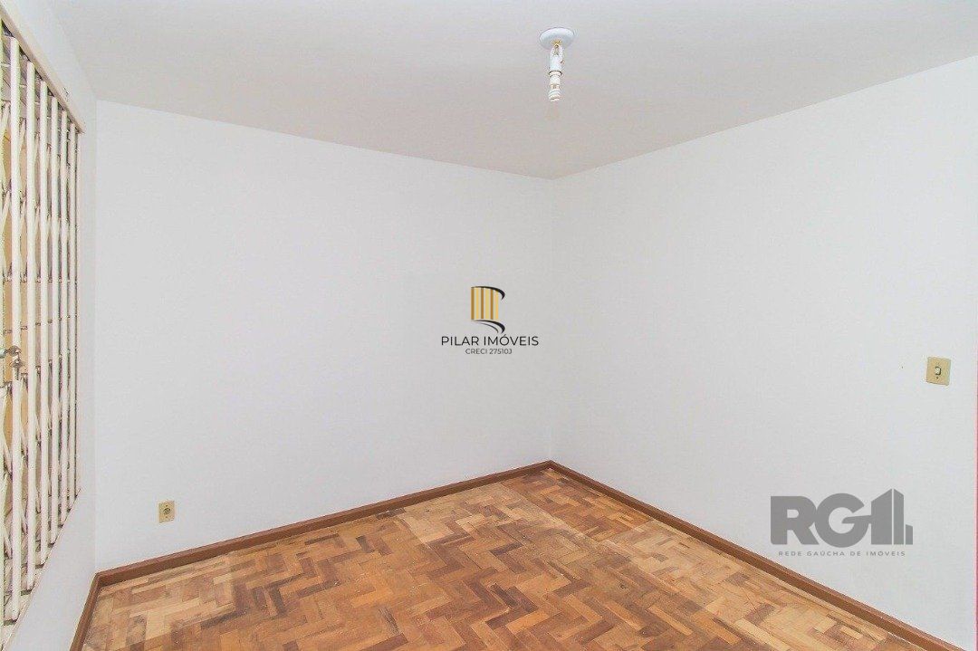 Casa, 200m², 3 dormitórios, bairro Cristal