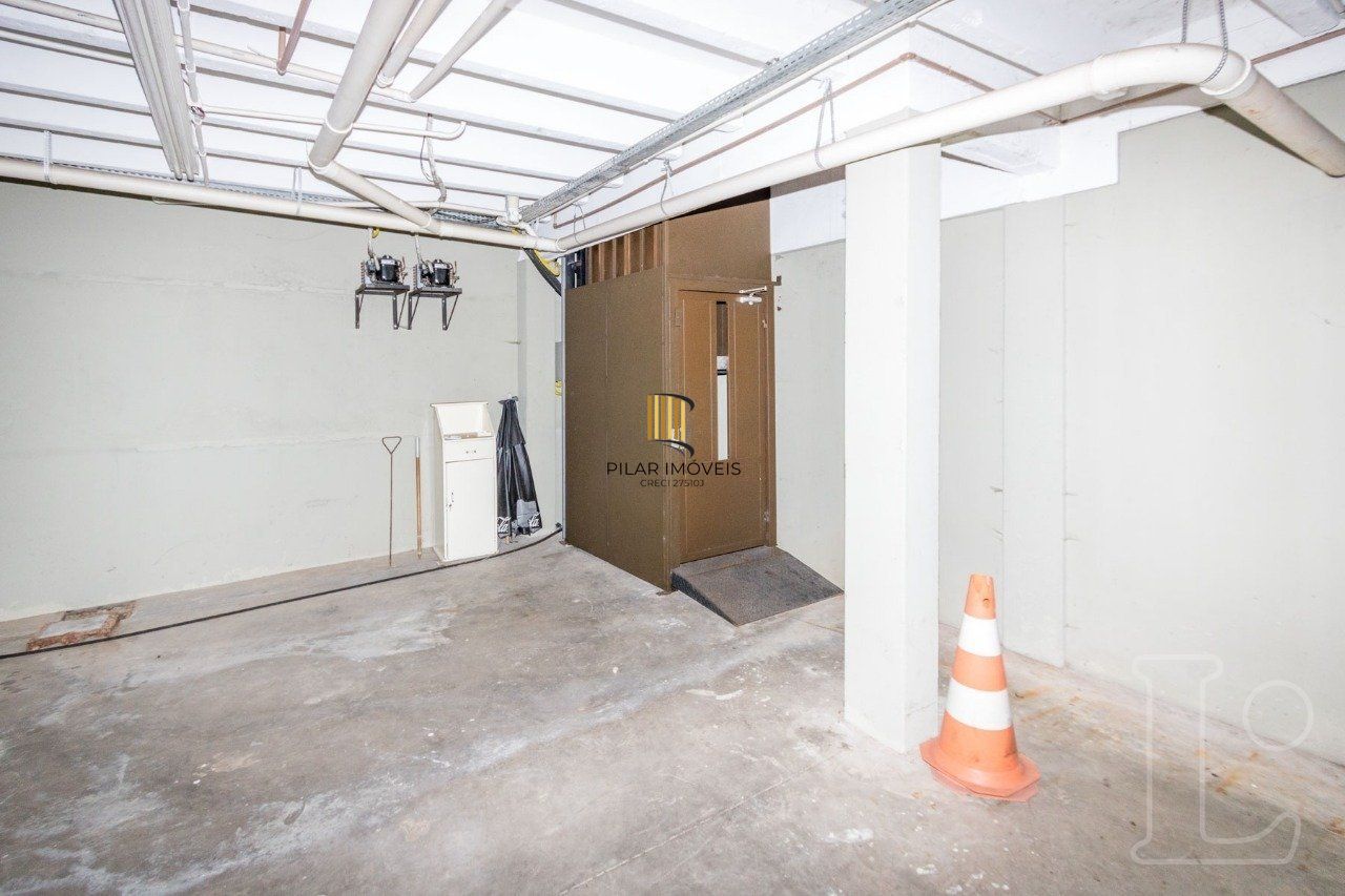 Predio para Venda - 793m², 0 dormitórios, 24 vagas - Tristeza