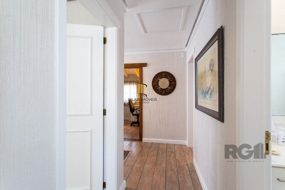 Casa para venda - 321m² - 4 suítes - Chapéu do Sol