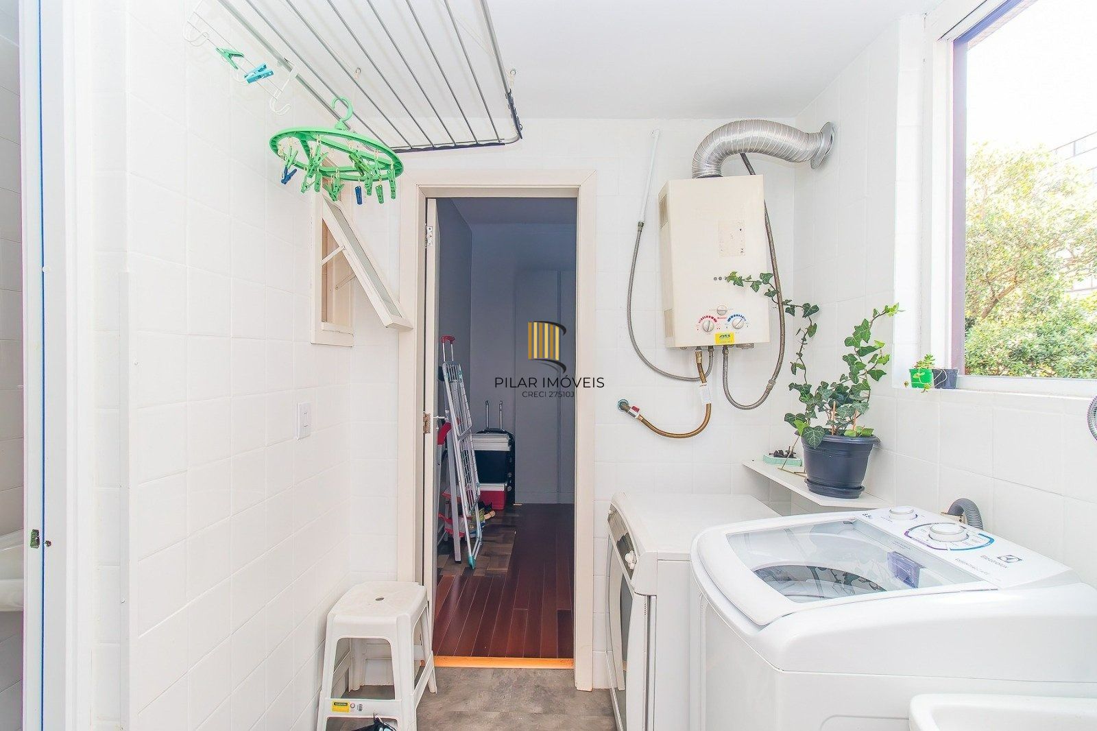 Amplo Apartamento de 127m² com 3 Dormitórios e 2 vagas