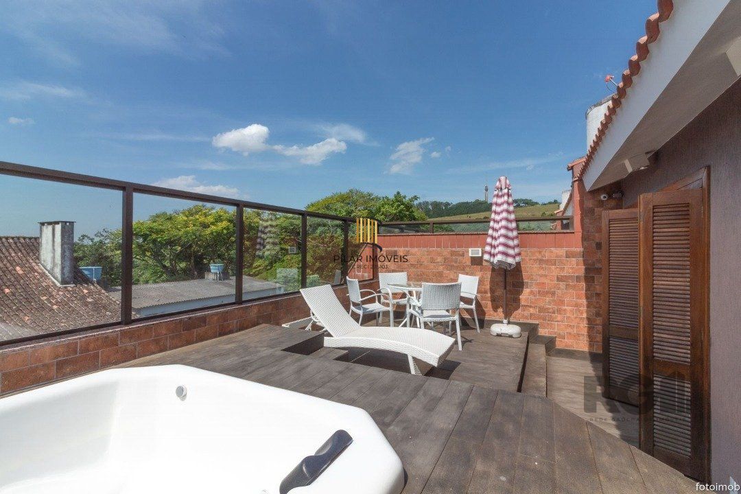 Casa Condominio para Venda - 307m², 5 dormitórios, sendo 1 suites, 4 vagas - Cristal
