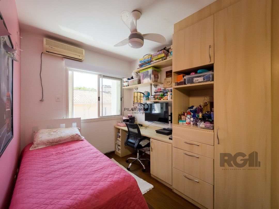 Casa de Condomínio 3 dormitórios no bairro Vila Nova