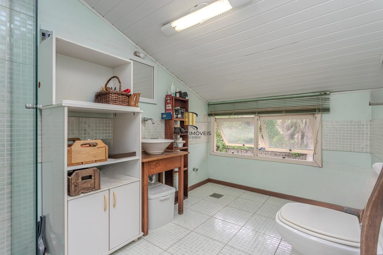 Casa de Condomínio 3 dormitórios no bairro Tristeza