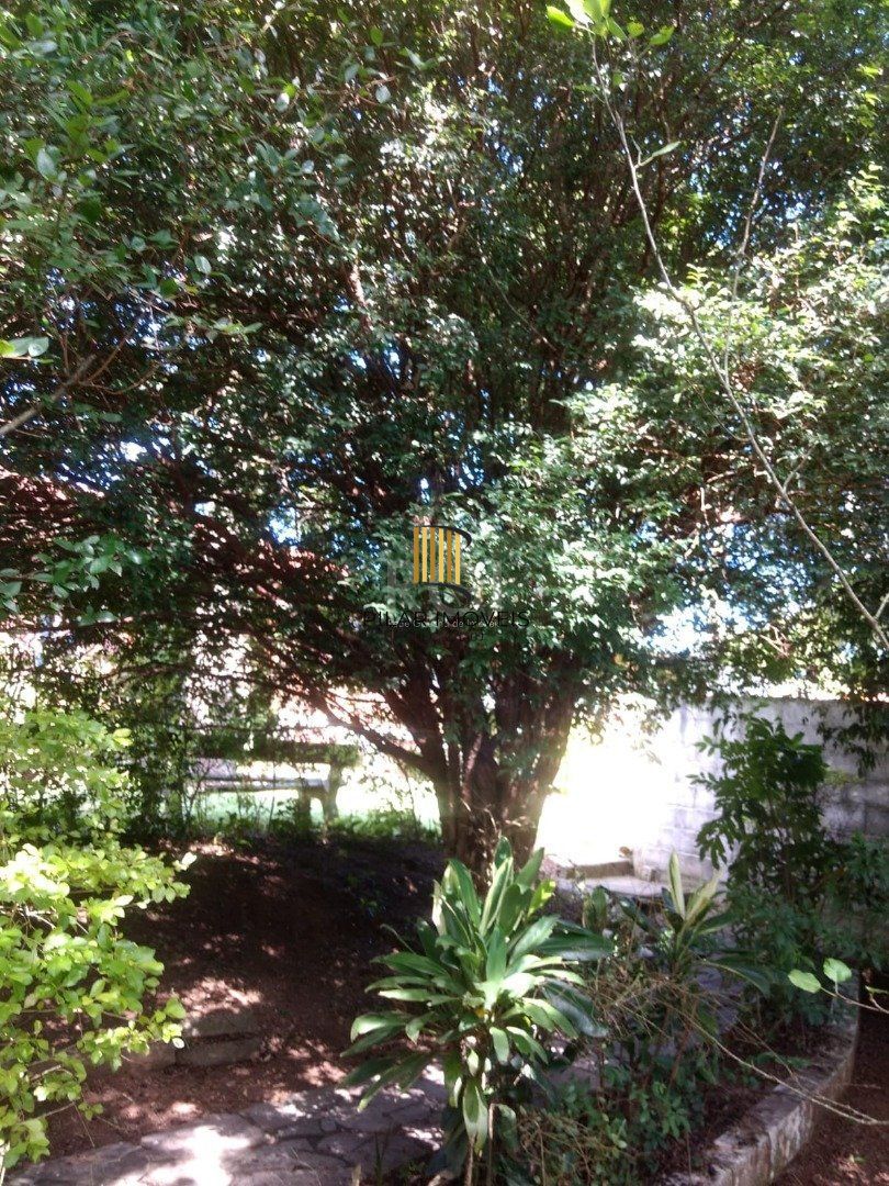 Casa para Venda - 250m², 3 dormitórios, sendo 1 suites, 4 vagas - Taruma