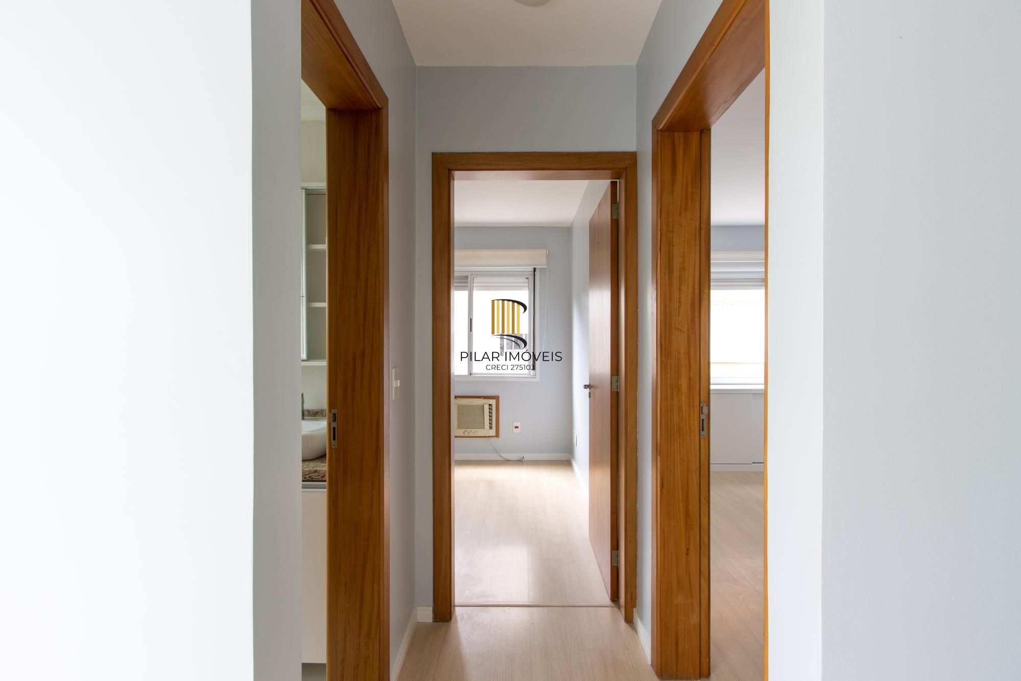 Apartamento 2 dormitórios no bairro Camaquã