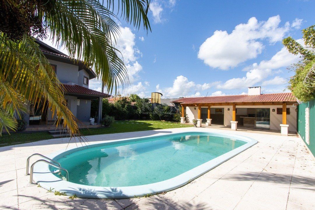 Casa 3 dormitórios no bairro Ipanema