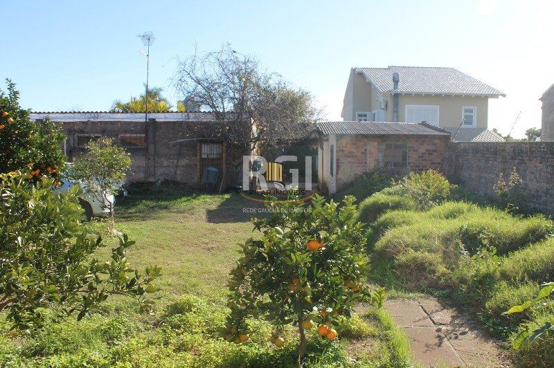 Casa para Venda - 220m², 4 dormitórios, 9 vagas - Cristal
