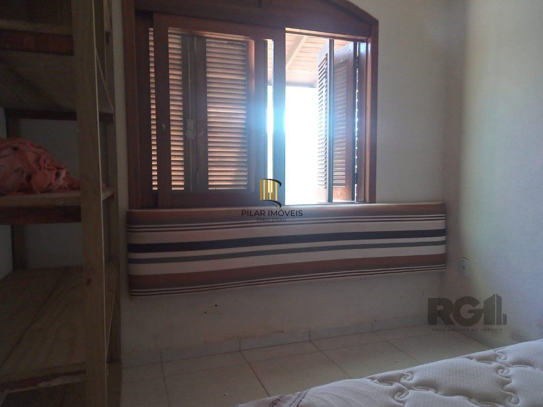 Casa 3 dormitórios no bairro Zona Norte