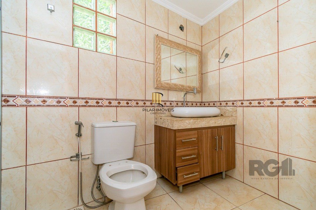 Casa 3 dormitórios no bairro Espírito Santo