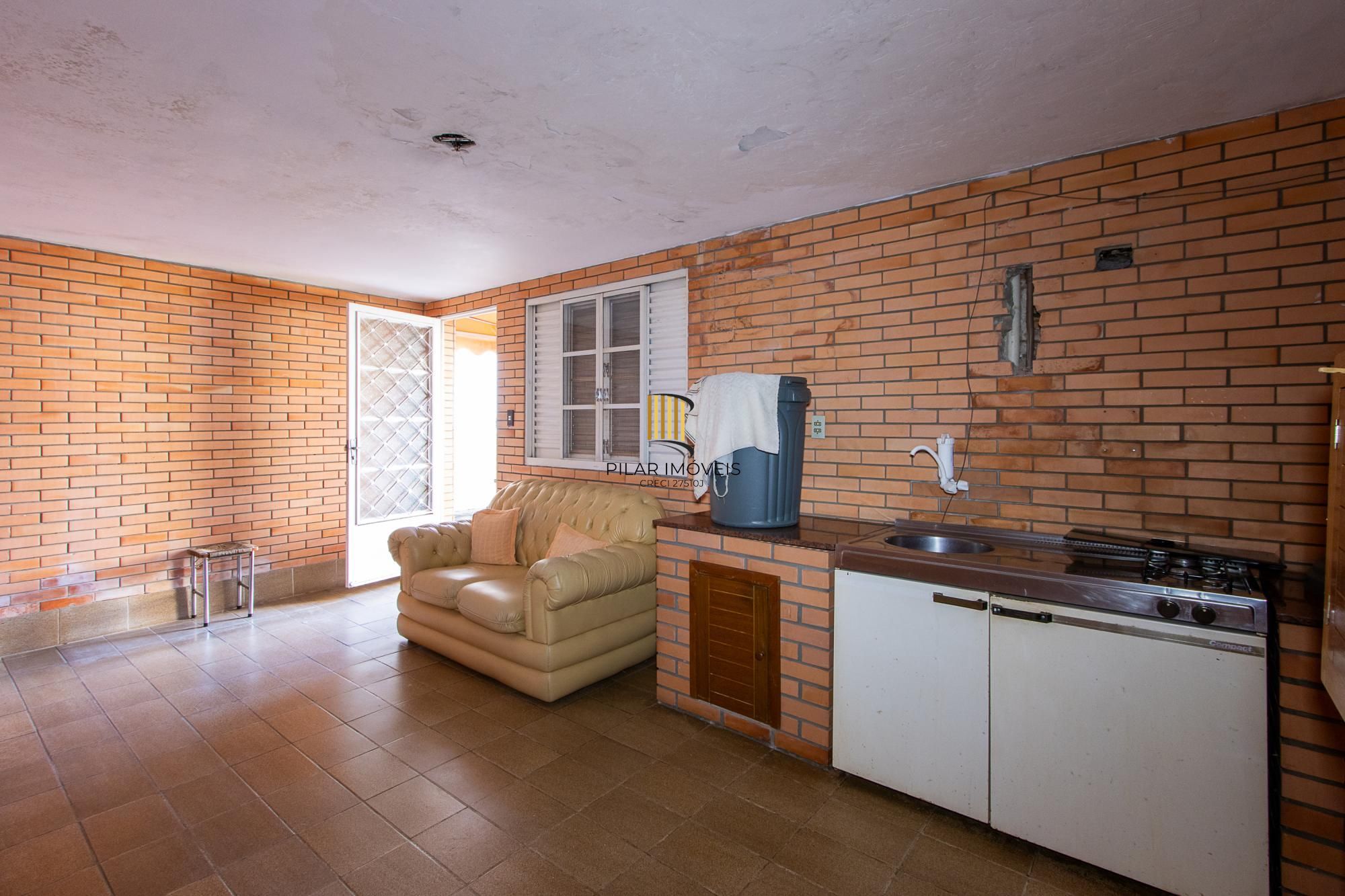 Casa 3 dormitórios no bairro Cavalhada