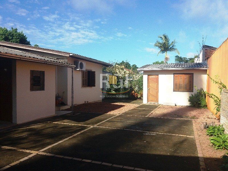 Casa para Venda - 250m², 5 dormitórios, sendo 3 suites, 2 vagas - Ipanema