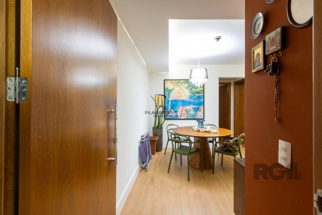 Apartamento 2 dormitórios no bairro Tristeza