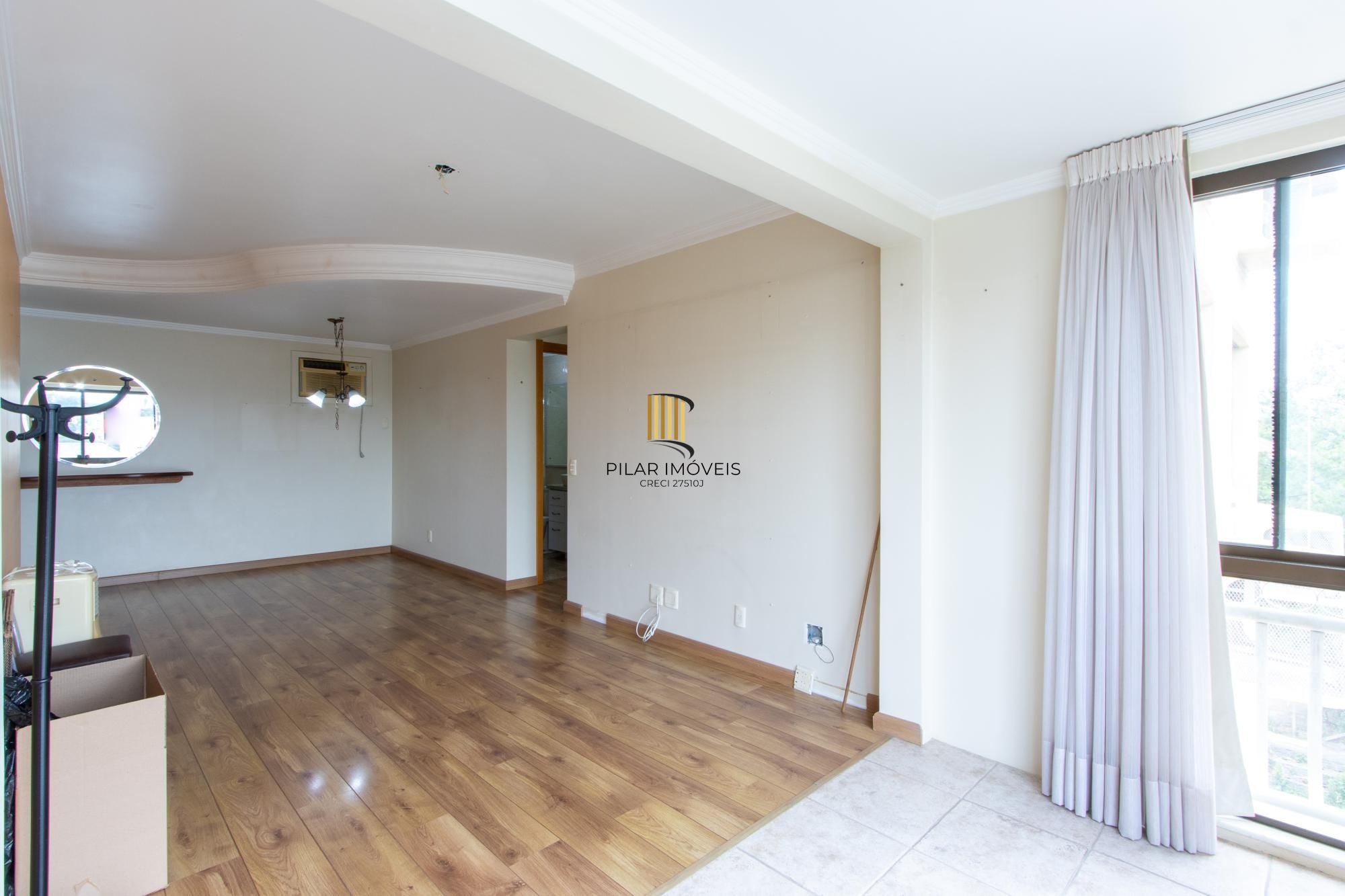 Apartamento para Venda - 93.43m², 3 dormitórios, 1 suite, 1 vaga - Teresópolis