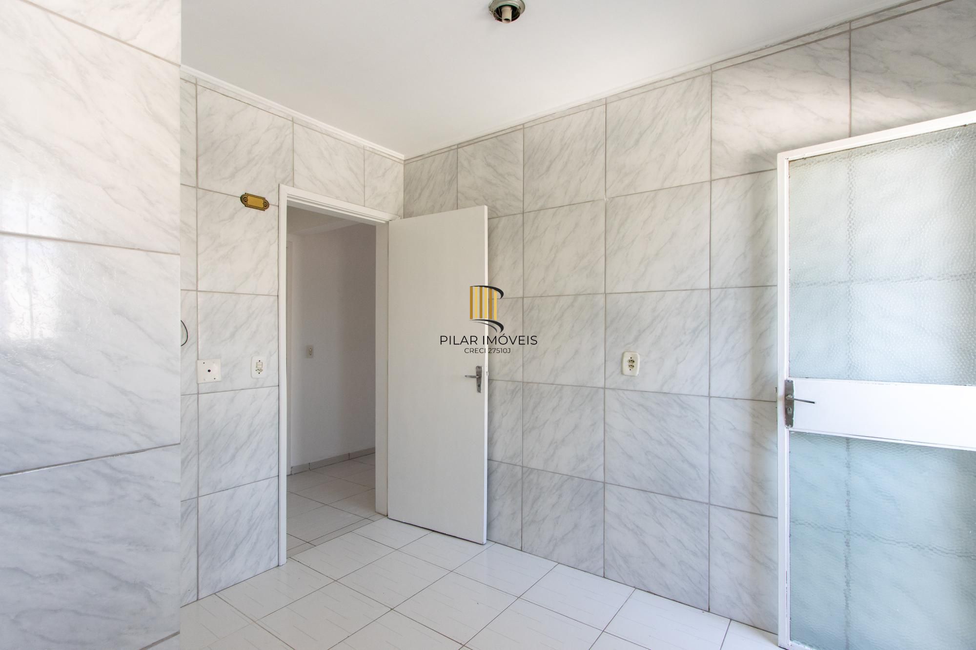 Apartamento de 02 dormitórios, banheiro social e lavabo. Vista panorâmica, cozinha ampla e área de serviço  ampla.