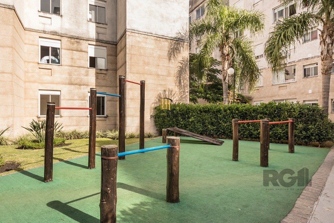 Apartamento  com 2 quartos e 1 banheiro no total