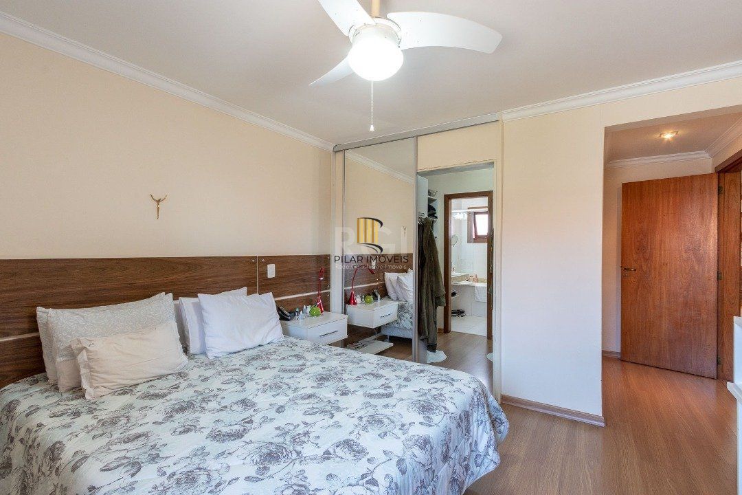 Casa Condominio para Venda - 286.89m², 4 dormitórios, sendo 2 suites, 2 vagas - Cristal
