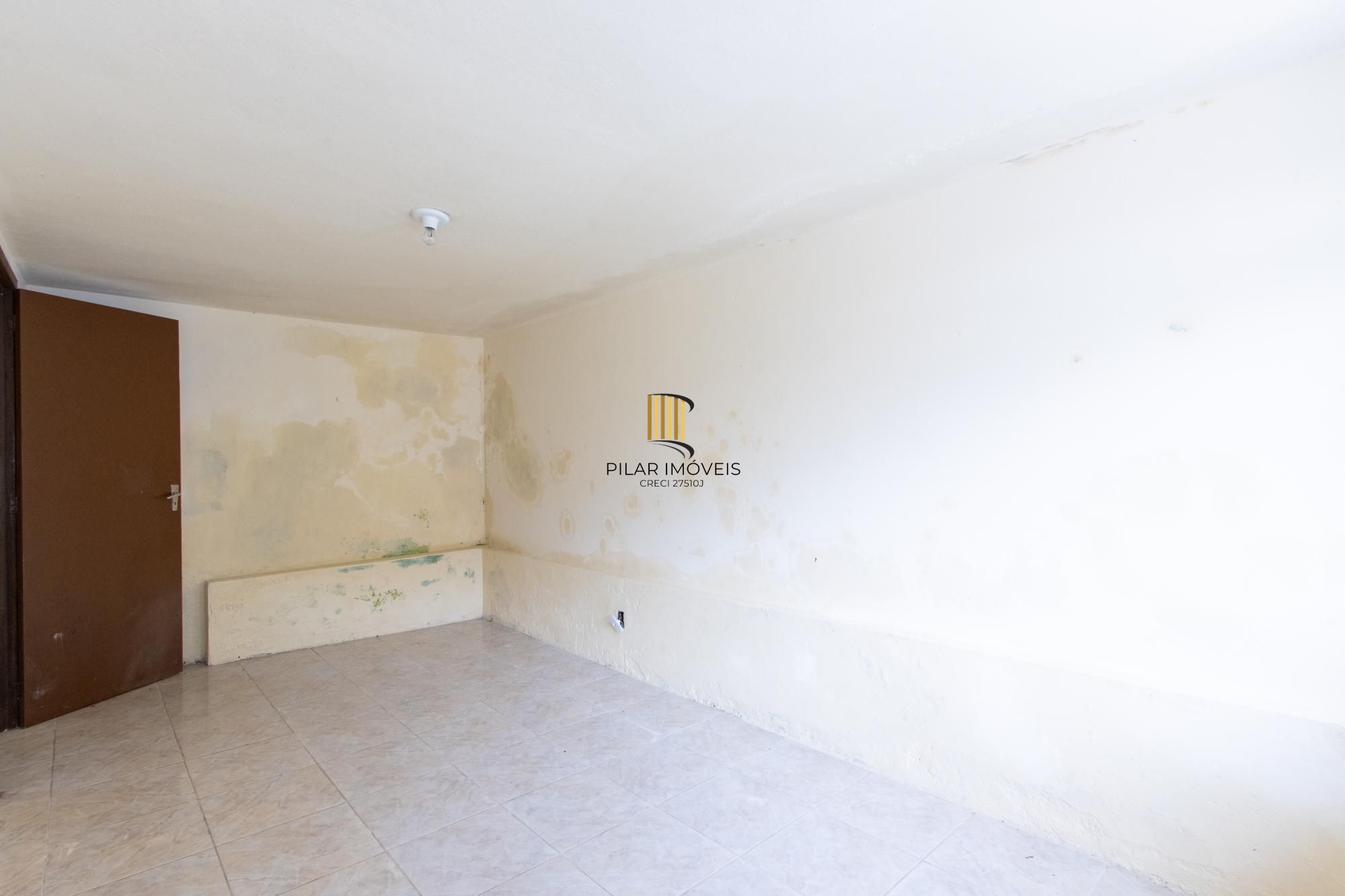 Casa 2 dormitórios no bairro Tristeza