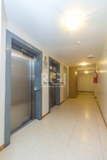 Apartamento 2 dormitórios no bairro Camaquã
