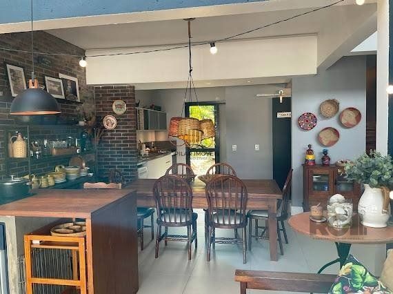 Casa de Condomínio 3 dormitórios no bairro Centro