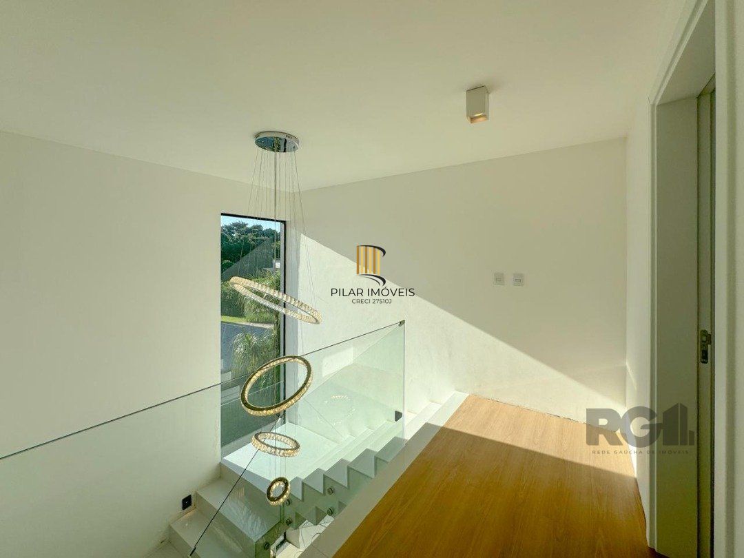 Casa Condominio para Venda - 340m², 4 dormitórios, sendo 4 suites, 4 vagas - Alphaville
