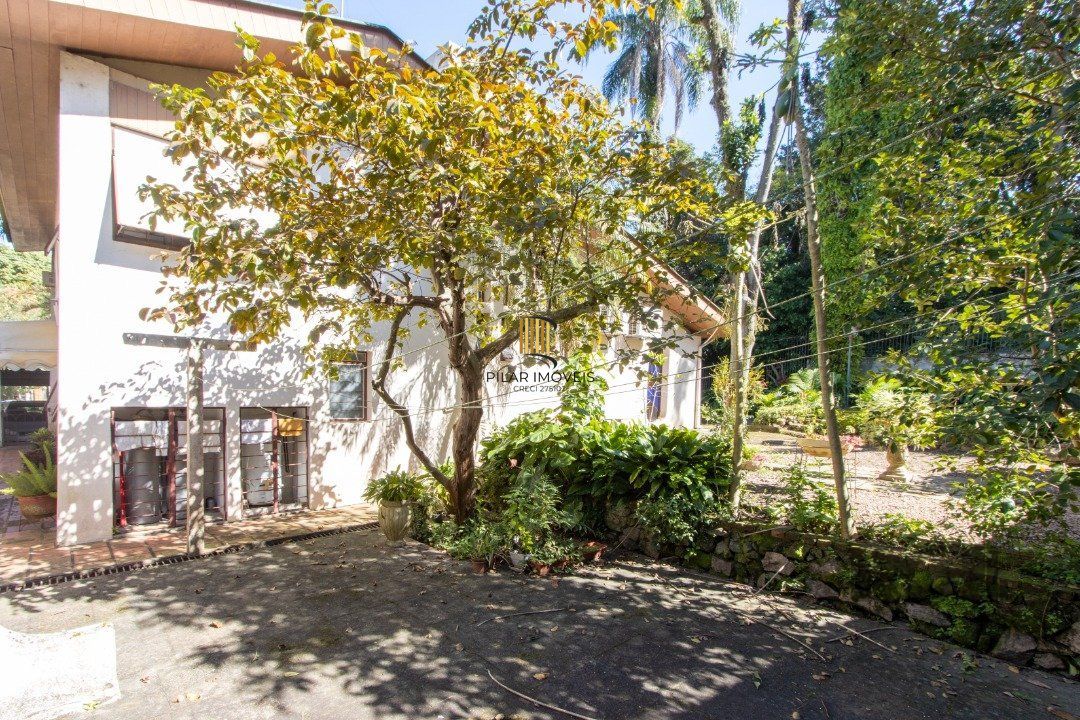 Casa 3 dormitórios no bairro Vila Assunção