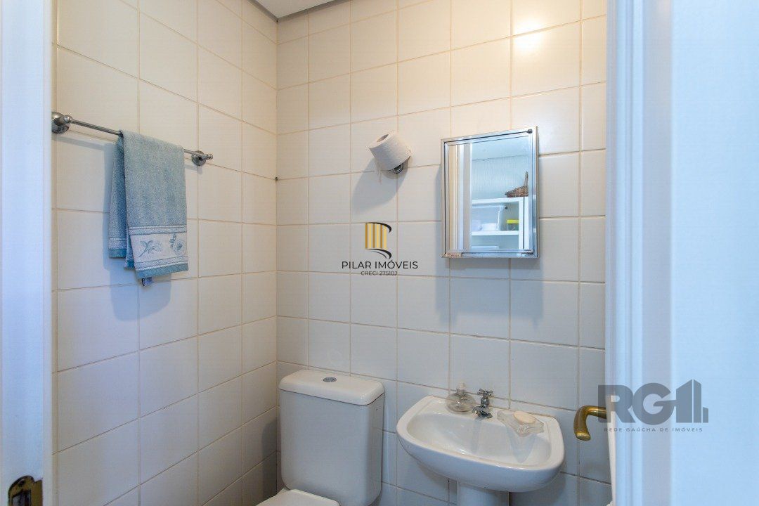 Casa para venda - 321m² - 4 suítes - Chapéu do Sol