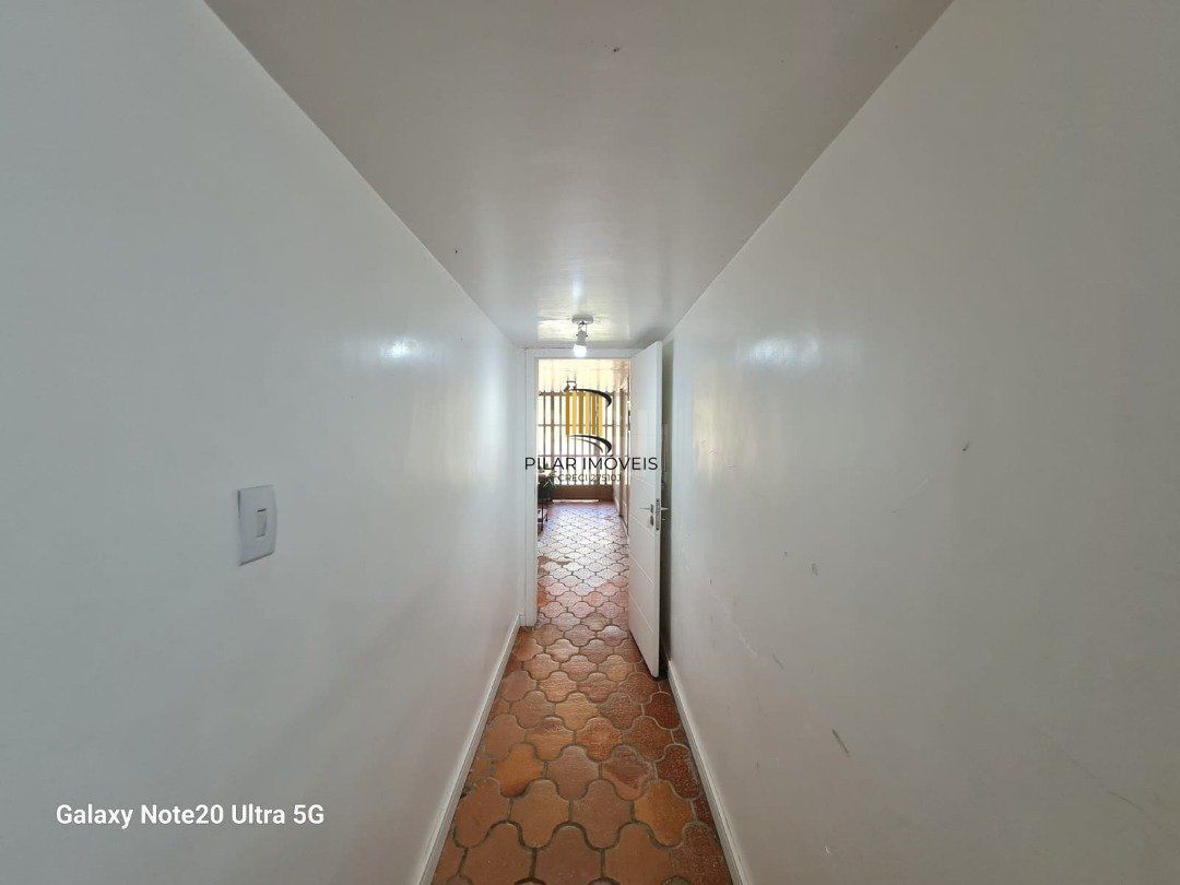 Casa 3 dormitórios no bairro Ipanema