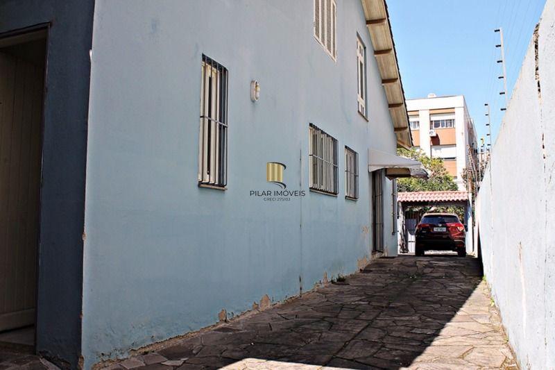 Predio para Venda - 236m², 0 dormitórios, 4 vagas - Menino Deus