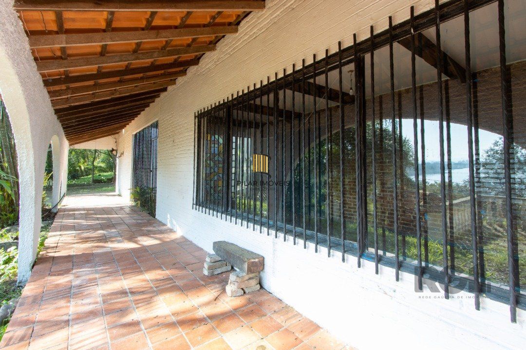 Casa 3 dormitórios no bairro Belém Novo