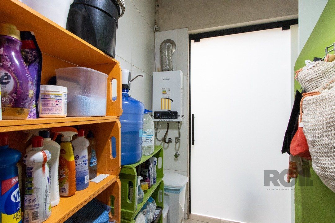 Casa em condomínio, 135m² privativos, 3 quartos, 2 vagas - Bairro Glória