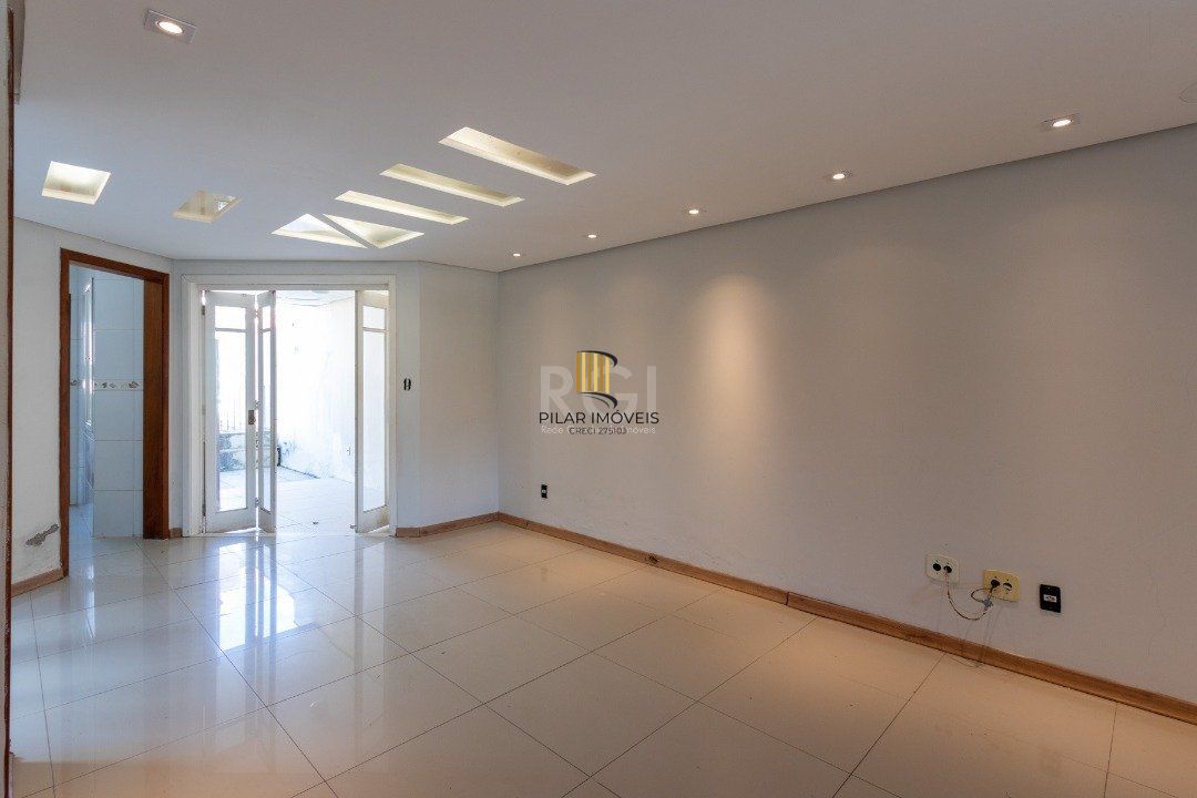 Casa para Venda - 205.81m², 3 dormitórios, sendo 1 suites, 2 vagas - Ipanema