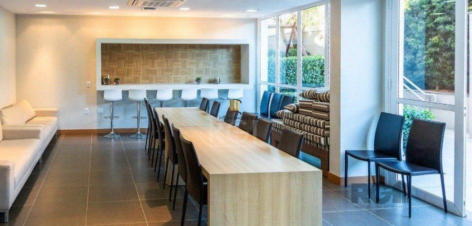 Apartamento 2 dormitórios no bairro Tristeza