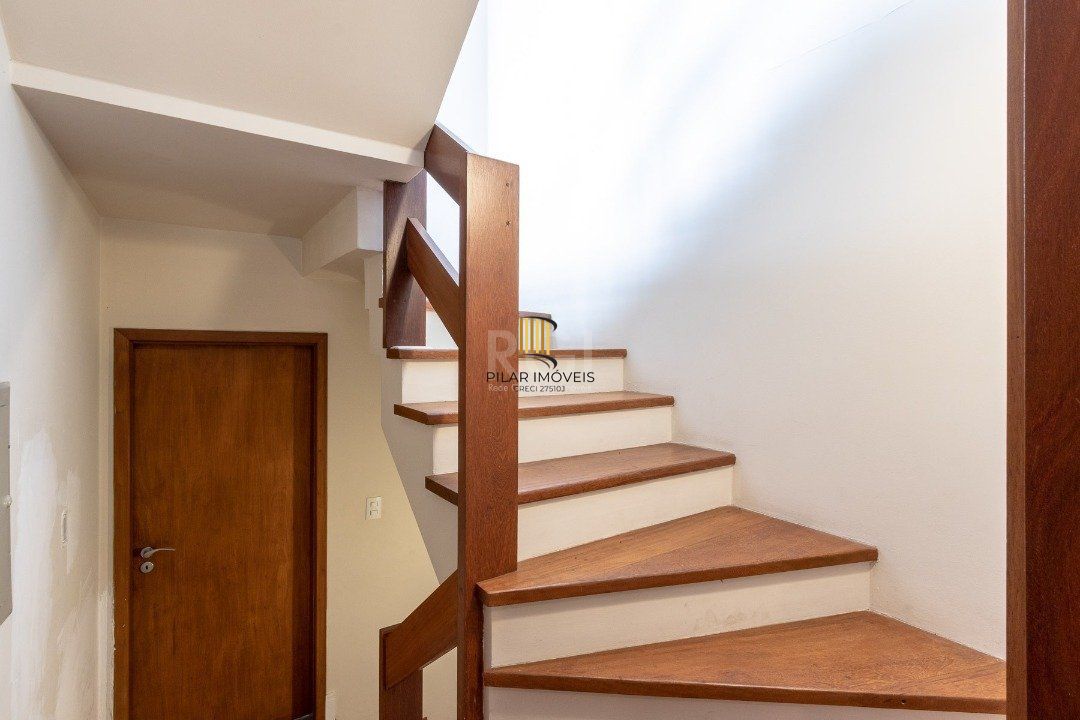 Casa Condominio para Venda - 210.69m², 3 dormitórios, sendo 2 suites, 4 vagas - Jardim Isabel