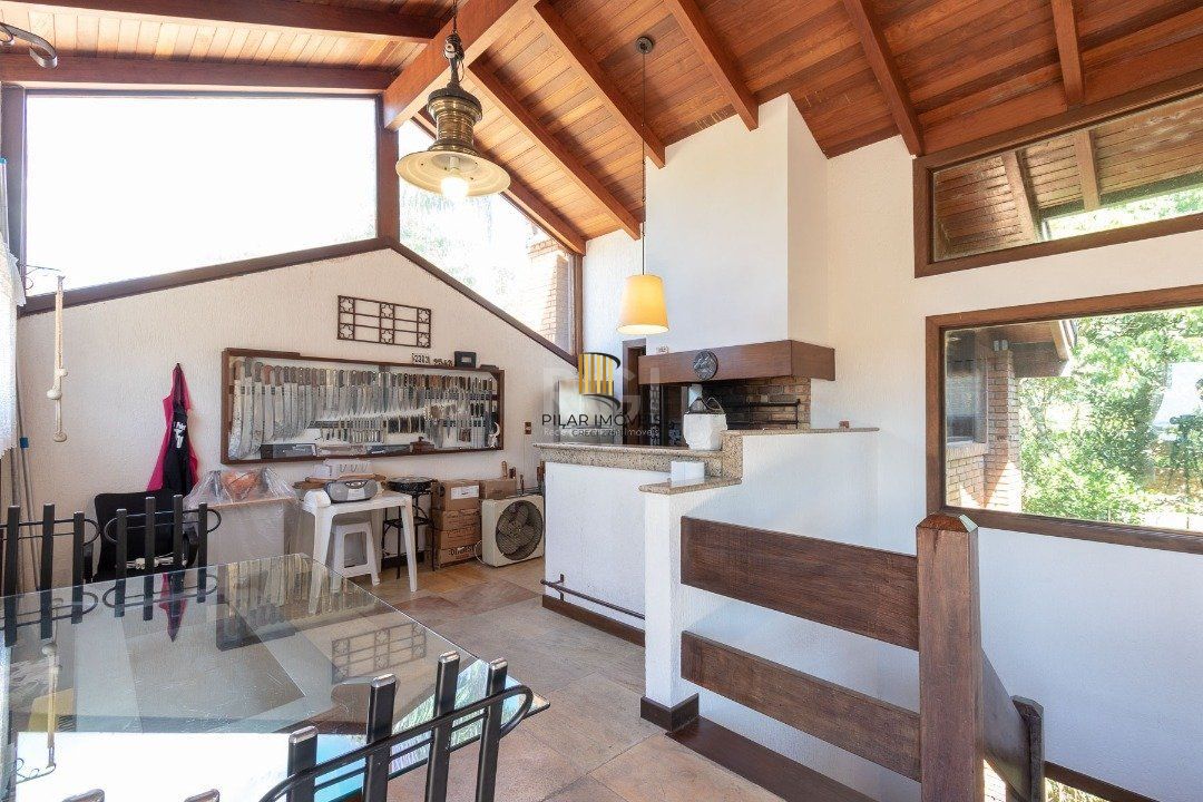 Casa Condominio para Venda - 331.2m², 4 dormitórios, sendo 4 suites, 2 vagas - Tristeza